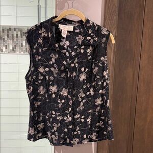 Norton McNaughton Black and White Floral Blouse